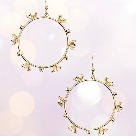 The Wild Clover Jewelry - ❌SOLD OUT❌ NELLA FLORAL RHINESTONE DANGLE EARRINGS